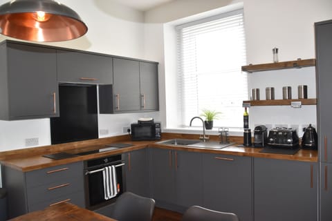 Kitchen all Modern Fittings