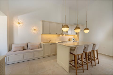 Additional siting area next to the kitchen.