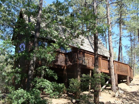 Private cabin on 1 acre in the Ponderosa Pines.