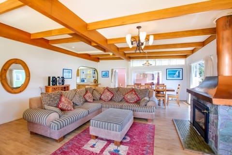 Open Plan Living andamp; Dining