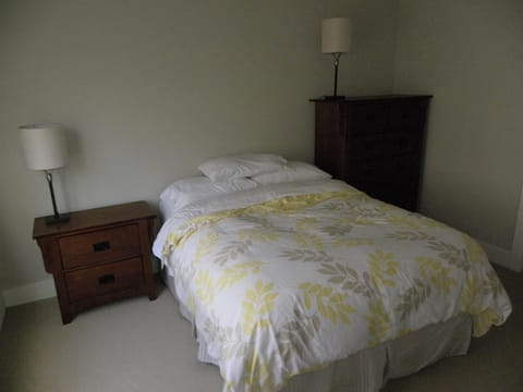 1 bedroom, in-room safe, WiFi, bed sheets