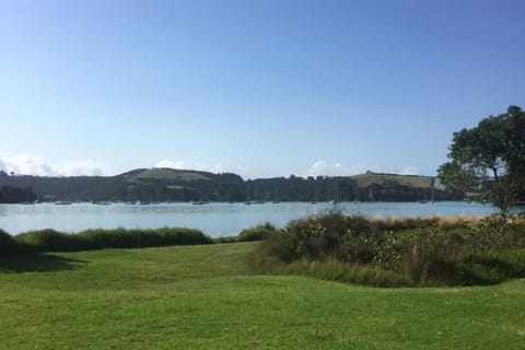 Estate andamp; Beach
