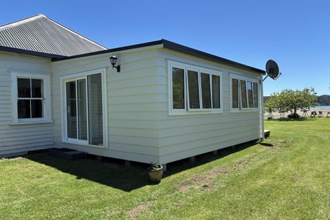 Exterior view of Bedroom 2 & 3 lean to.