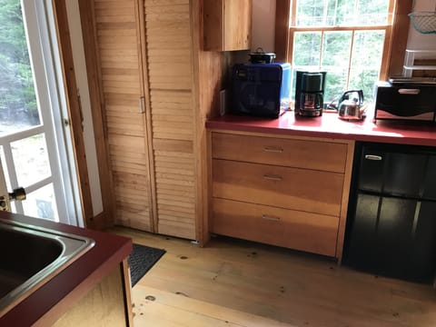 Fridge, microwave, coffee/tea maker, electric kettle