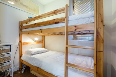 Bunk room