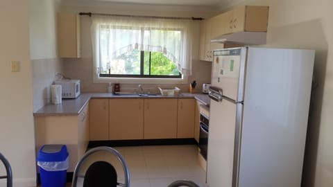 Fridge, microwave, oven, coffee/tea maker