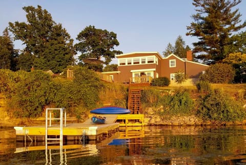 You'll truly love this lakeside paradise.