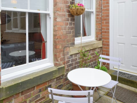 Rear courtyard with outdoor furniture | Drovers, Morpeth