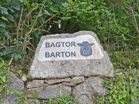 Wonderful rural setting on the owner’s working farm | Bagtor Hayloft, Ilsington, near Newton Abbot