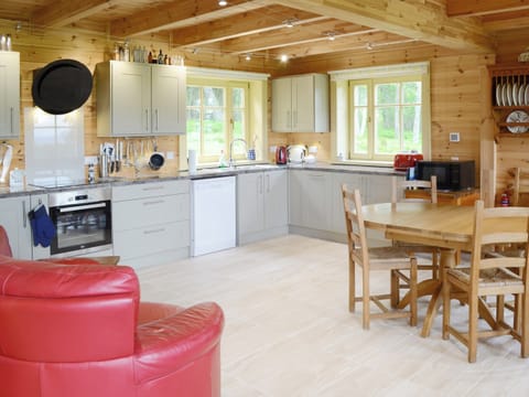 Fully appointed fitted kitchen | Moonshine Cottage, Culbokie, near Dingwall