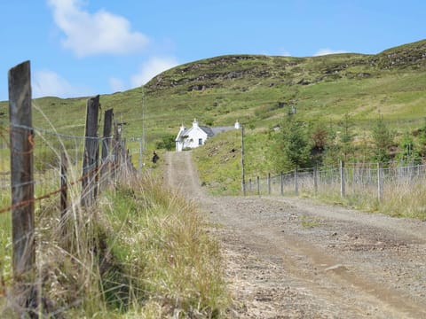Driveway | Stag Cottage, Dunvegan, near Portree