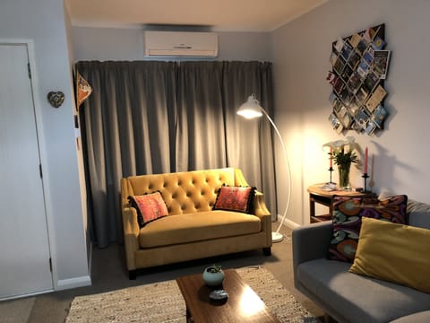 Living area | TV, books