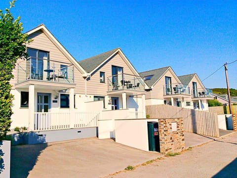 1 to 4 The Navigators