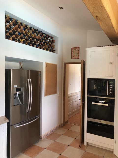 Fridge /wine rack/oven/micro - study door