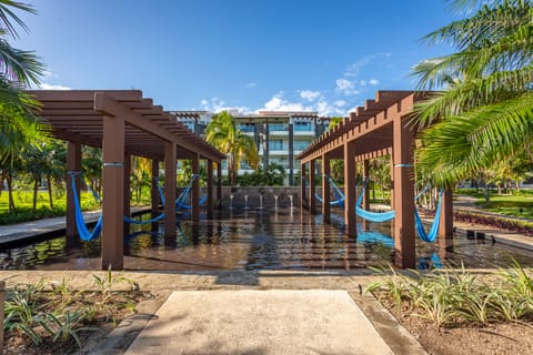 An infinity pool