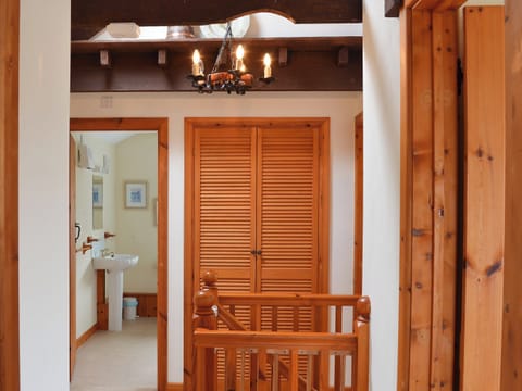 Landing | Cowslip - Trewellard Manor Farm, Trewellard, near Penzance