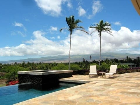 Outdoor pool, an infinity pool