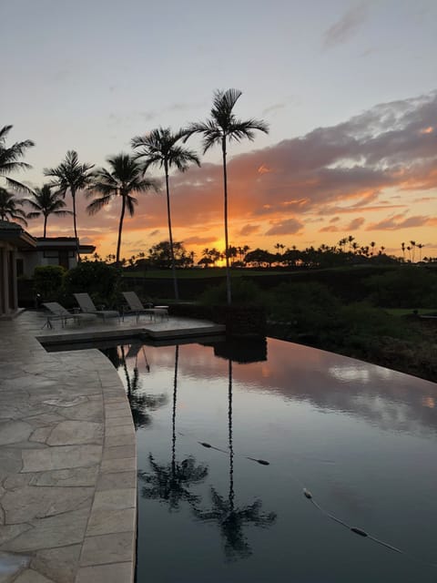 Outdoor pool, an infinity pool