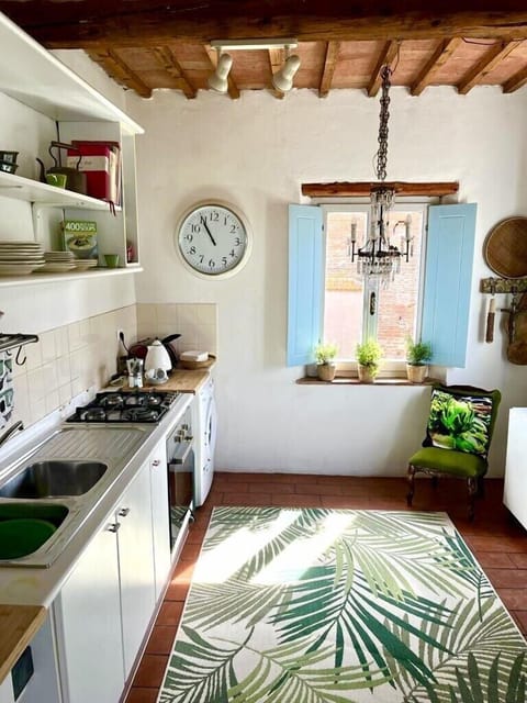 Top floor kitchen with everything you need for cooking