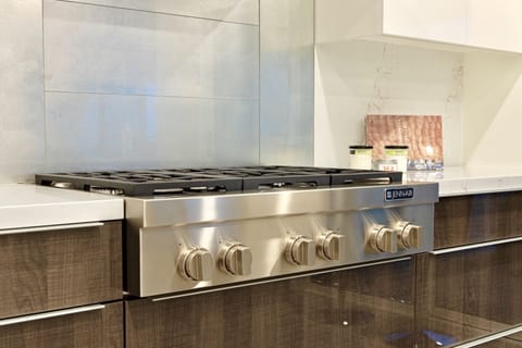 All kitchen appliances new -2019