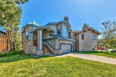 Gorgeous 3BR/2.5BA home in the Tahoe Keys. Great room with open floor plan, kitchen, dining, living, 2 fireplaces, bonus room, hot tub, private boat dock and views for days!