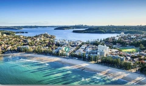 Beach nearby, sun loungers, beach towels