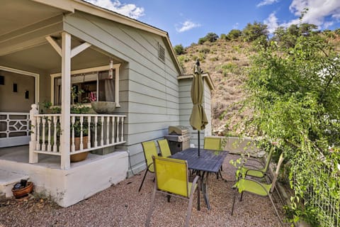 Enjoy the outdoor space of this Bisbee vacation rental house for 6.