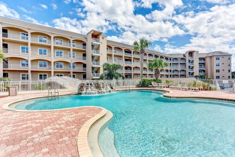 Pool | Outdoor pool