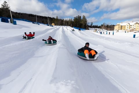 Snow and ski sports