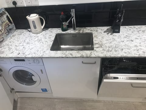 Kitchen appliances, washer dryer and dishwasher