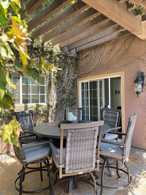 Back patio, dining set table with 6 chairs