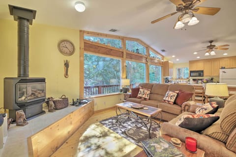 Interior | Open Floor Plan | Free WiFi