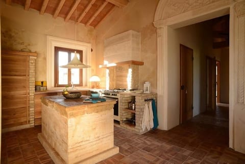 TUSCANY FOREVER RESIDENCE VILLA VI TERRA FIRST FLOOR APARTMENT boutique holiday rental in Volterra 