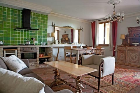 TUSCANY FOREVER RESIDENCE VILLA FAMIGLIA GROUND FLOOR APARTMENT no.5