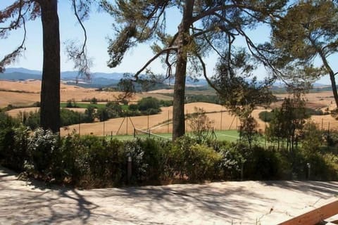 TUSCANY FOREVER RESIDENCE  VILLA  FAMIGLIA  GROUND  FLOOR APARTMENT no.2    Pools , tennis court , restaurant...