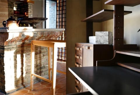 TUSCANY FOREVER RESIDENCE VILLA V VOLTERRA GROUND FLOOR APARTMENT
WE KNOW WHERE HAPPY KIDS ARE !