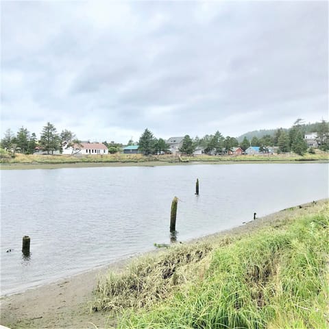 Beach nearby, beach towels