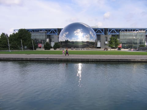 Cheap Paris. New apartment in town house near the center.   Apartment in Pantin