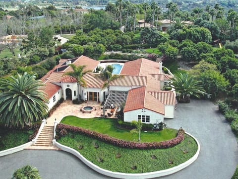 Beautiful location in verdant Rancho Santa Fe 