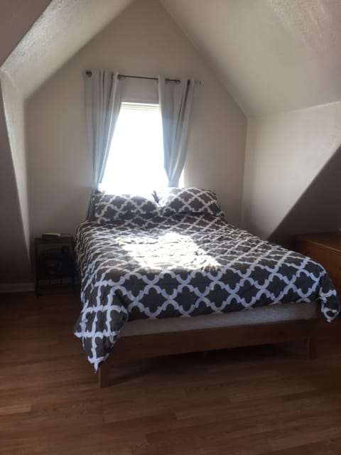 1 bedroom, iron/ironing board, bed sheets