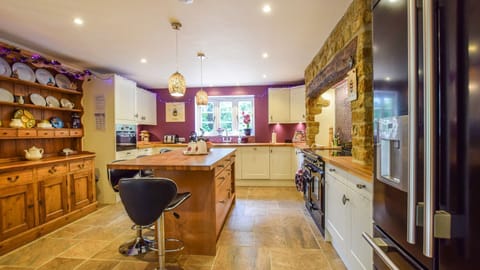 Kitchen, Gladstone Cottage, Bolthole Retreats