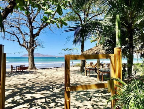 Beach nearby, sun loungers, beach towels