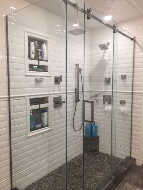 Master Bath was renovated with dual systems. Hope you like water.
