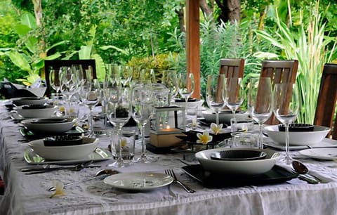 Enjoy a fantastic dinner at Villa beten bukit
