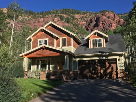 House - 133 Chair Mountain Drive 