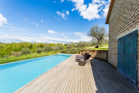 Infinity Swimming Pool