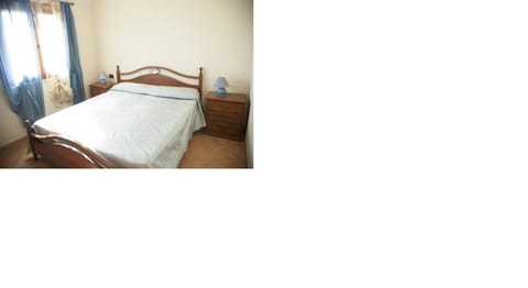 4 bedrooms, bed sheets, wheelchair access