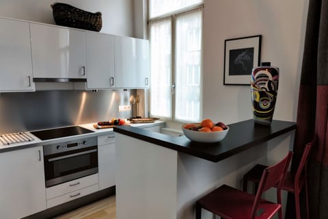 Fully-equipped Kitchen