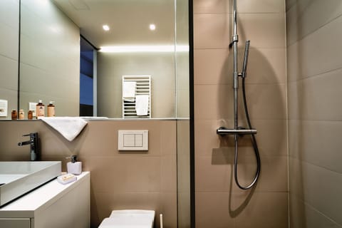 Bathroom with Italian Shower
Bathroom with Italian Shower