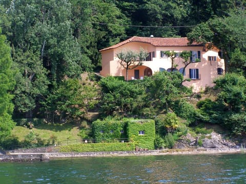 Villa Francesca, Reno Leggiuno Lake Maggiore -NORTHITALY VILLAS vacation rentals